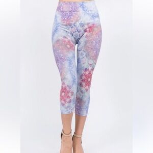 NWT Penelope Womens floral print‎ cropped leggings